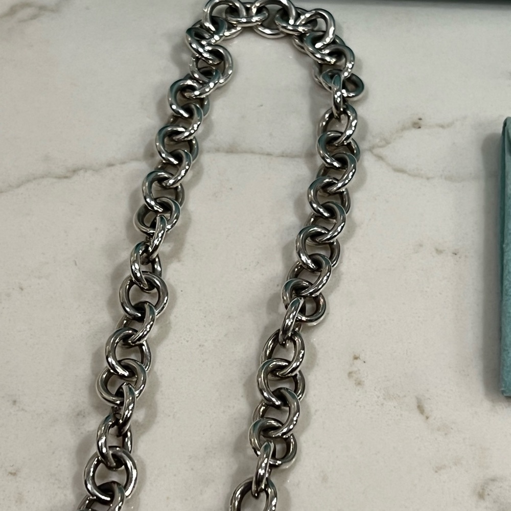 Tiffany & Co. Silver Heart Tag Toggle Necklace on Blue - Picture 7 of 10